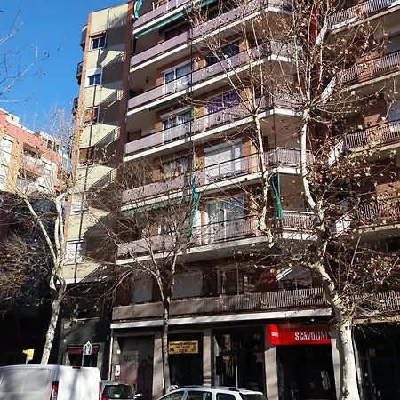 Sagrada Familia Apartman *